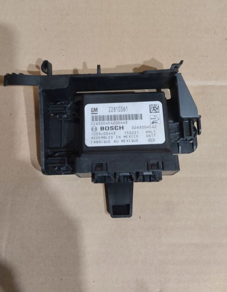 Moduł sterownik pdc parkowania opel zafira c iii astra j iv 22810361 2