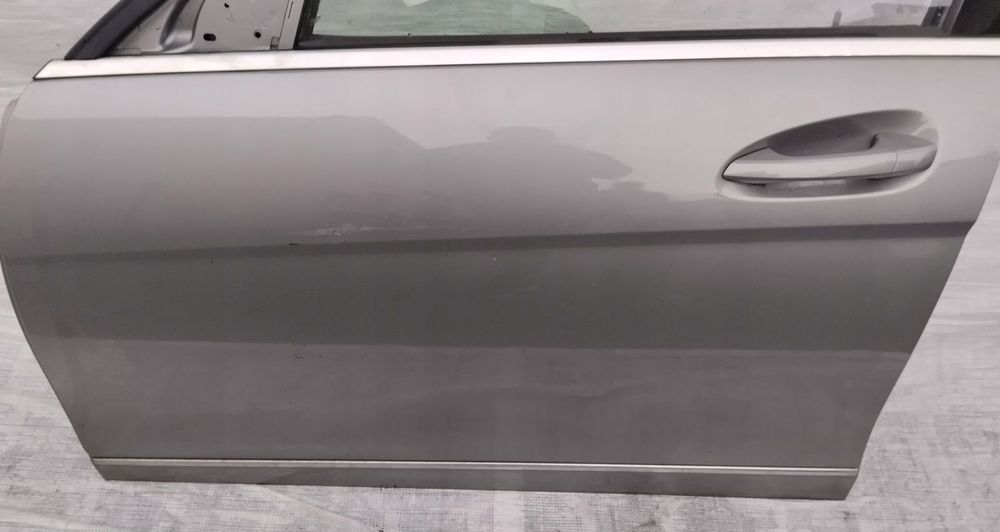 Drzwi lewe przód przednie mercedes W204 2