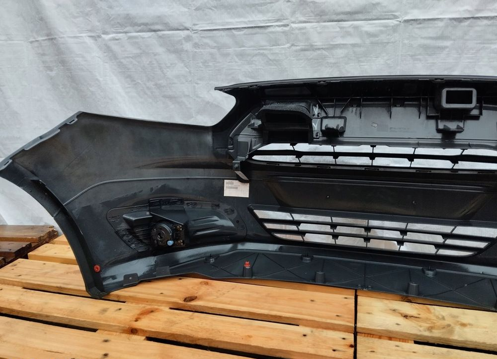 Zderzak przód przedni ford courier kompletny 6
