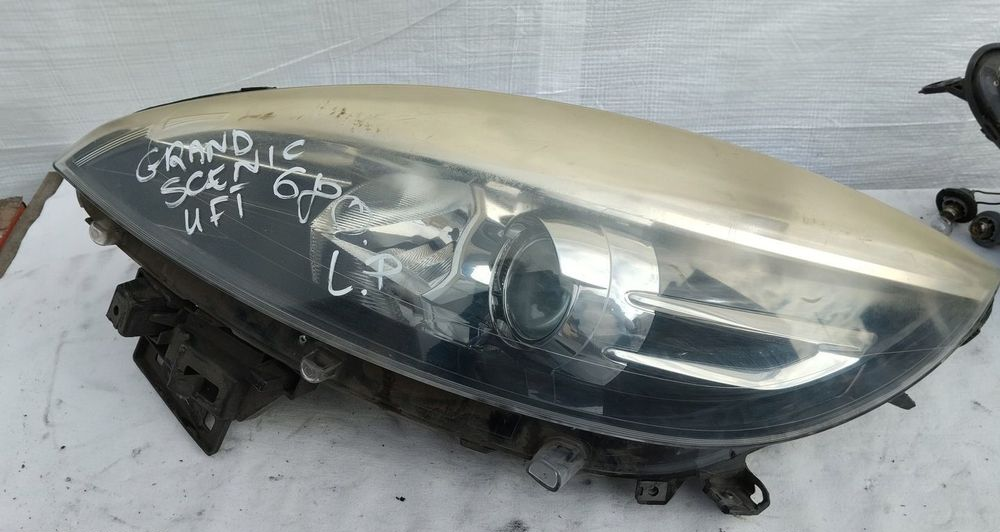 Lampa przednia przód prawa lewa scenic iii lift uk 260106928R 260601946R 2