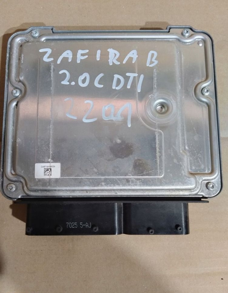 Sterownik silnika komputer opel zafira c 2.0 cdti 55485466 4