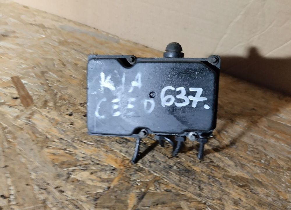 Pompa hamulcowa abs kia ceed i 1 0265800972 2