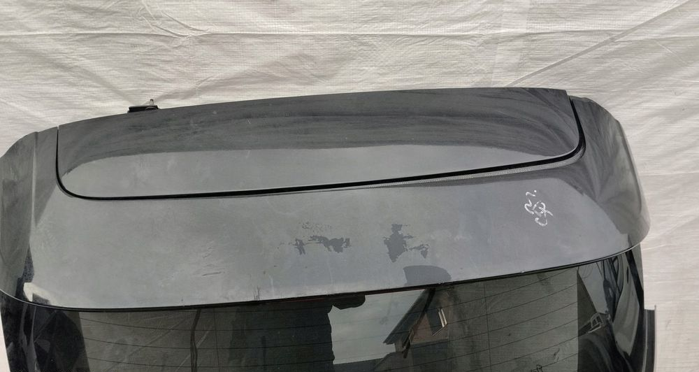 Klapa pokrywa bagażnika tył tylna ford focus MK3 hb kompletna 3