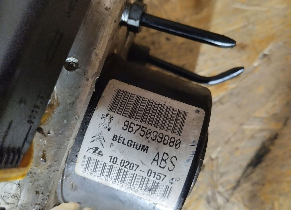 Pompa hamulcowa abs peugeot 207 citroen C2 C3 9675099880 10.0970-1168.3 5