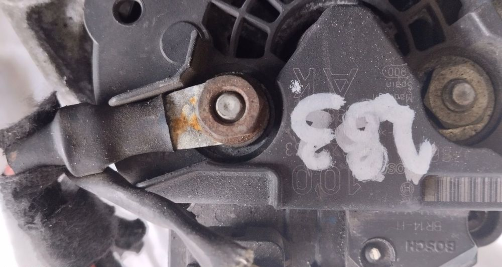 Alternator mercedes W203 W163 ml 2.2 2.7 cdi A0001501750 8