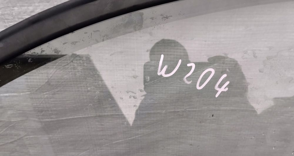 Drzwi lewe przód przednie mercedes W204 3